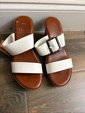 Italian Shoemakers White Leather Slide Sandals with Buckle